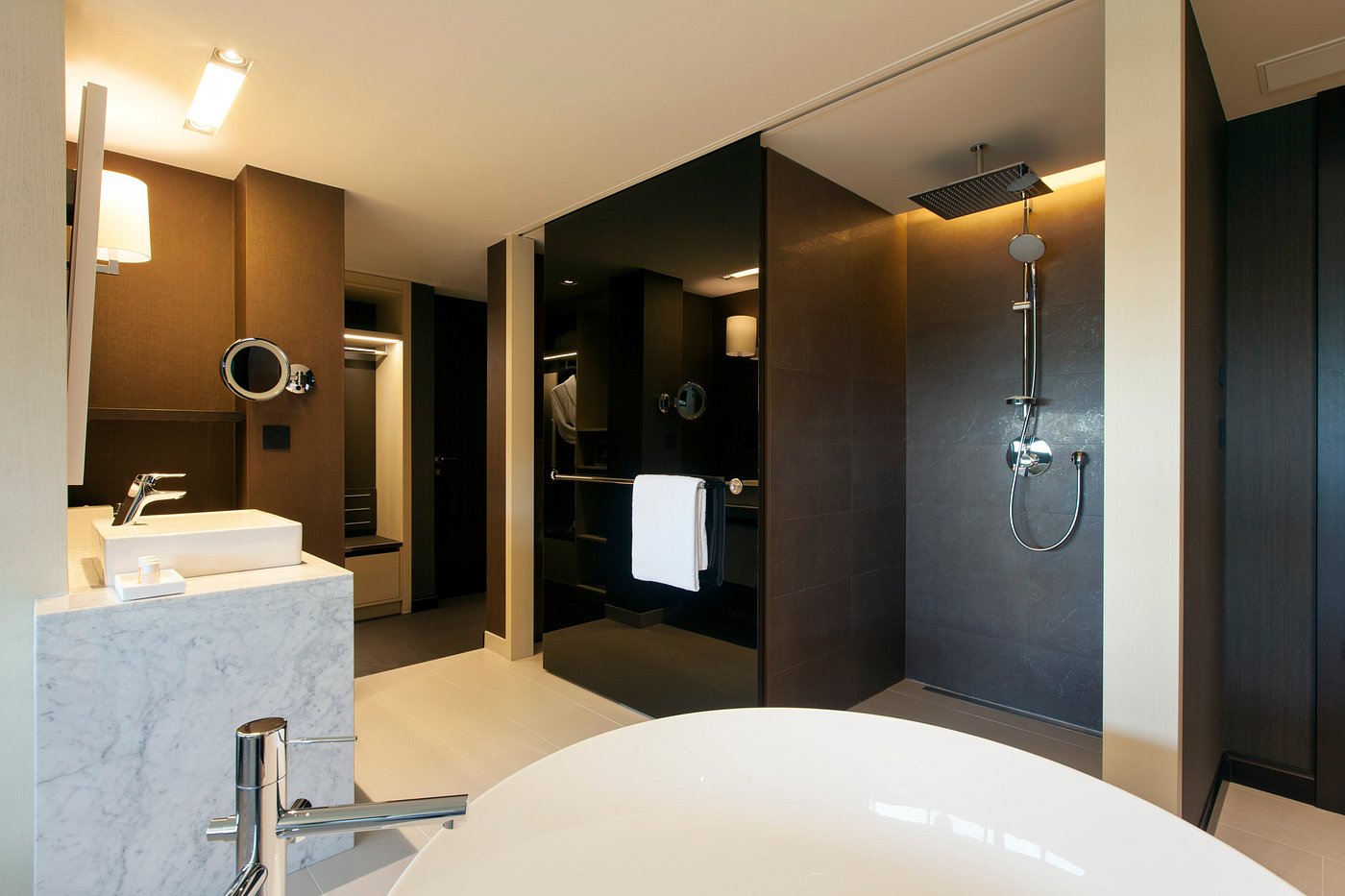 Junior Suite Club Lounge Access_Crowne Plaza Geneva_2